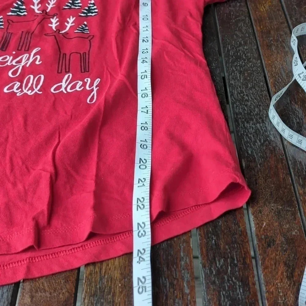 Christmas  Reindeer Tee - Picture 6 of 7